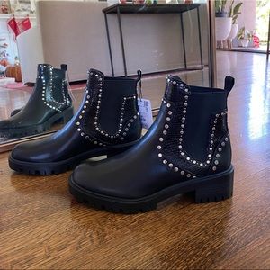 Zara Studded black Chelsea Boot